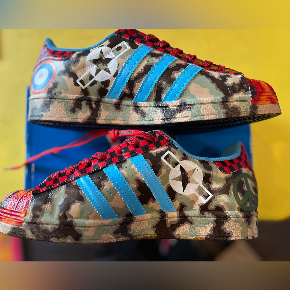 customized hand Painted Mens 9.5 Superstar from Triple White To WW2 inspired